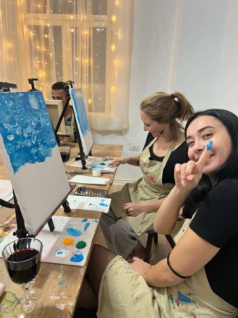 Art & Wine in Tirana - Create Your Souvenir With Us - Canvas or Tote Bag: Your Souvenir Choice Matters