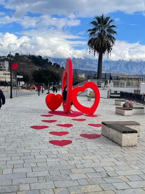 Berat Daily Tour in English,German,Italian,Spanish - Tirana to Berat in one day, and why it works