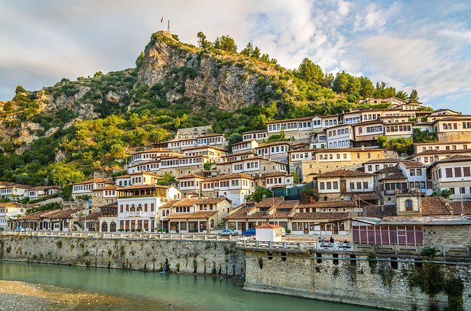 Berat Full-Day Tour from Durrës with English Speaking Guide - Onufri and the Ethnographic Museum: two ways to see Berat