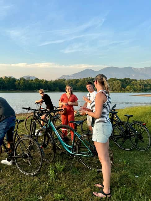 Bike or E-Bike Tour Tirana : Highlights & Grand Park Guided - Getting Your Bearings: An Easy Ride with Big Explanations