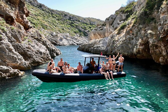 Blue Gem Cave and Grama Bay Speedboat Tour from Vlore - The pace: 8 hours, timed water breaks, and how the stops work
