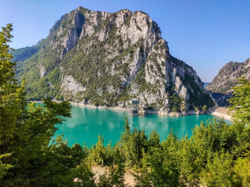 "Bovilla Lake, Kruja Castle & Durrës City Day Trip" - Krujë Old Bazaar: crafts, souvenirs, and local browsing rhythm