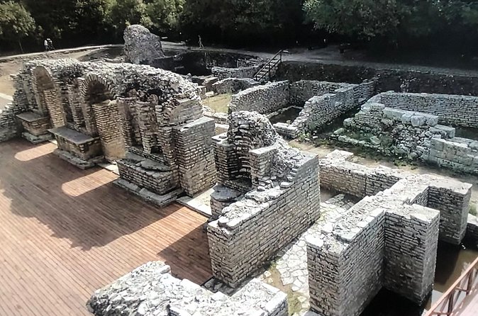 Butrint – 3,000 Years of History Between the Lagoon and the Sea - Up the Hill: The Venetian Castle Museum and Acropolis Views