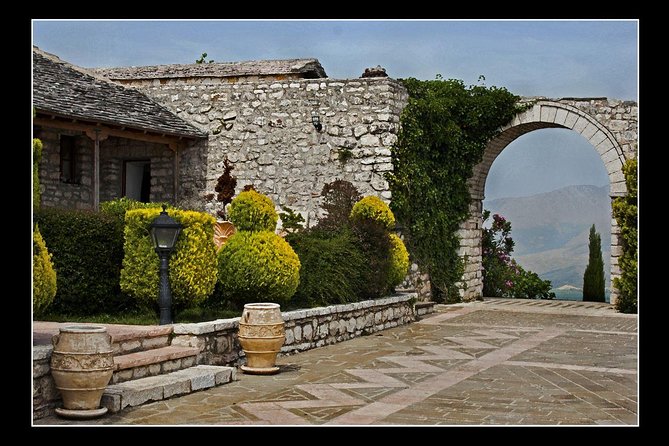 Butrint, Ksamil, Blue Eye, Lekuresi Castle. All-in-one daytrip. - The guide experience: when Tony makes the day click