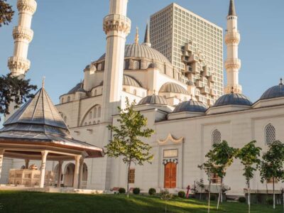 City and Food Tour of Tirana