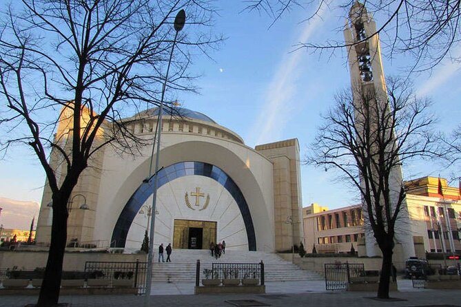 City Tour of Tirana & Dajti Mountain with Pickup - Pickup in Tirana, then rolling toward Dajti Express views