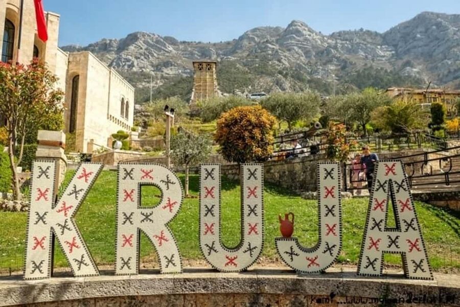 Durres/Golem: Kruja Castle & Bazaar with Traditional Lunch - Old Bazaar of Krujë: 2.5 hours for shopping, photos, and people-watching