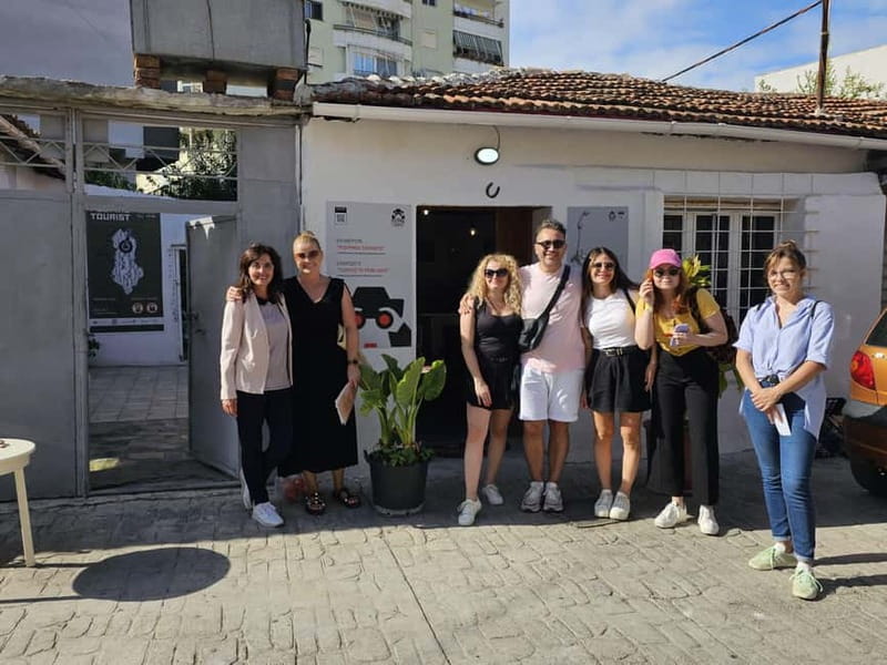 Durrës: Peeping Tourist Exhibition Ticket - The guide’s English or Italian storytelling, and the focus on listening and control