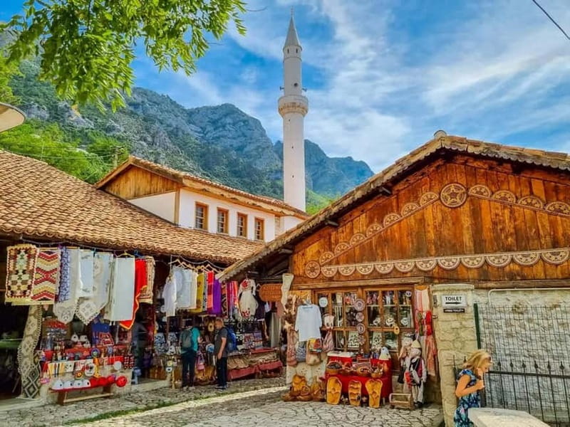 Escape from Tirana, Kruja City, Castle, Old Bazzar - From Tirana Pickup to Krujë Castle: The Day’s Basic Rhythm