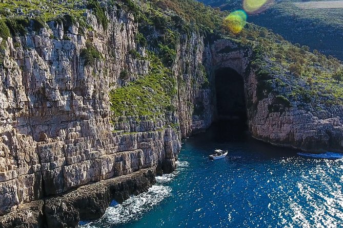 Explore Vlora Bay: Sazani Island &Karaburun peninsula from Tirana - Swimming schedule: when you should expect water time