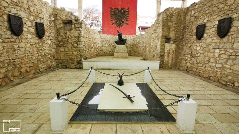 Fom Tirana: Day tour of Shkodra and Lezha (Scutari & Lisus) - Lezha in 30 minutes, and why Skanderbeg matters