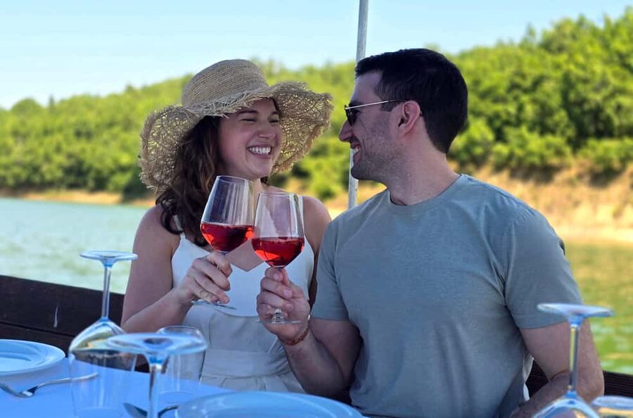 From Durrës: Albanian Wine Tasting with Vineyard & Boat Tour - Getting to the winery: pickup options that keep the day easy
