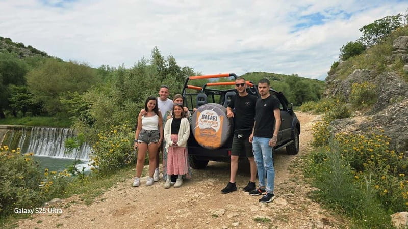 From Sarandë: Off-Road 4x4 Safari Tour with Lunch - Borsh Beach: lunch with umbrellas and time to actually relax