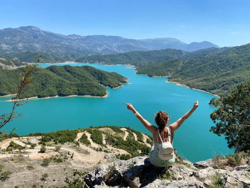 FROM TIRANA: Bovilla Lake & Gamti Mountain Hiking Trip - Market stop and Bovilla Canyon: small breaks that make a difference