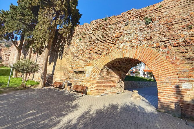 From Tirana: Durres city & Golem beach, Sun & History Day Trip - Durrës Amphitheatre: Roman scale without the fantasy