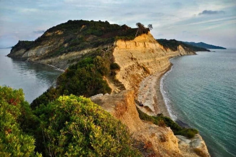 From Tirana/Durres/Golem: Cape of Rodon & Wine Tasting Tour. - The Rodon Castle walk: what you do on foot and what you should expect