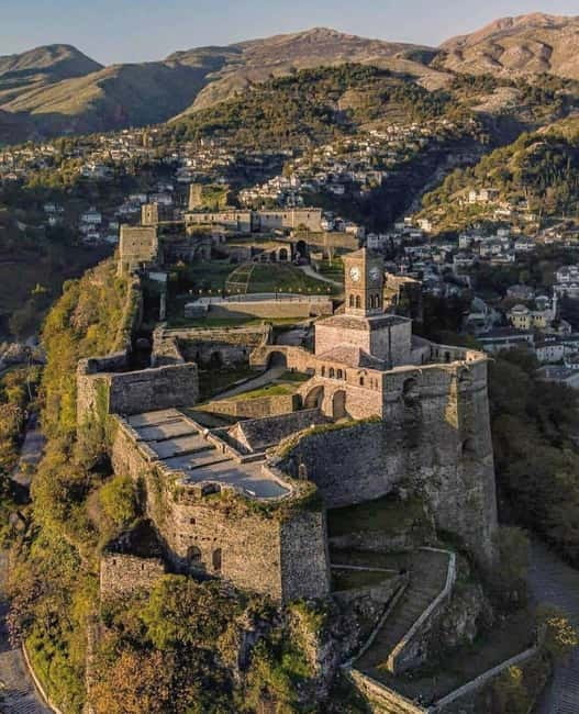 From Tirana: Full-Day Trip to the UNESCO-Listed Gjirokastra - Guide Quality: The Difference Between Memorizing and Understanding