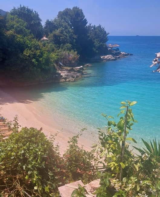 From Tirana: Ksamil Islands, Saranda, & Blue Eye Day Trip - Timing, breaks, and food planning when lunch is on your own