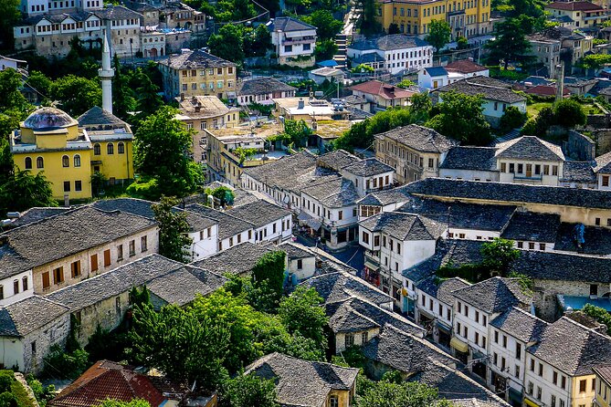 Gjirokaster walking Tour The Old Baazar, Cfake, Dunavat, Ali Pasha Bridge - The Old Bazaar area: cobblestones and the town beneath the castle