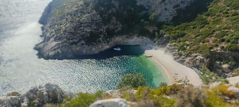 Grama Bay & Blue Cave: Snorkeling & Secret Beaches in Vlore - Grama Bay and the 20-minute hill walk for the best view