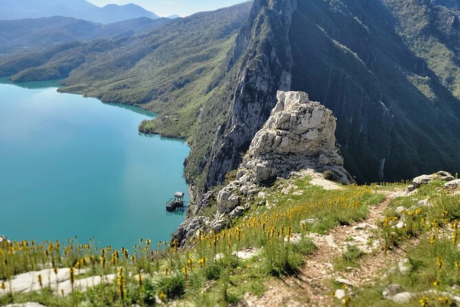 Hey Albania: Bovilla Afternoon Tour – Nature & Lake - Lake Bovilla Restaurant Stop: Views, a Breather, and Lunch Headspace