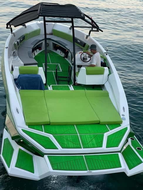 Himara:Daily trip to Gramma Bay with swimming stops - Price and value: $88 for a boat day with real water time