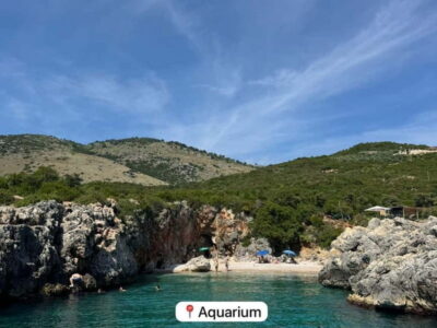 Hidden Beaches and Caves Small Group Boat Tour
