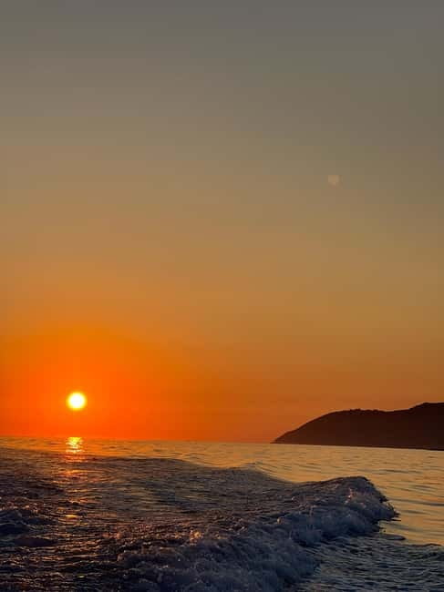 Himara: Sunset Cruise with Swim Stops and Snorkeling - Livadhi, Akuariumit, and Jale: the quick stops that set up the sunset