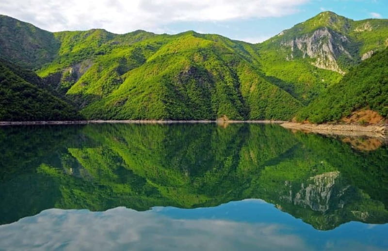 Koman Lake and Shala River - Getting to the start: minivan pickups and the mountain road reality