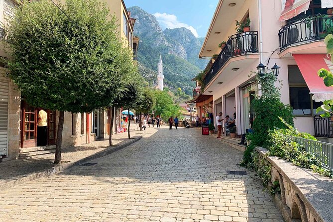 Kruja - Attractions and Bazar, Private Tour from Tirana - Ethnographic Museum in a 1764 house: daily life, not just dates