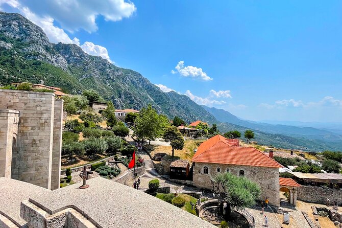Kruja Castle and Old Bazaar Daily Tour - Gjergj Kastrioti Skanderbeg National Museum, weapons, documents, and battle context