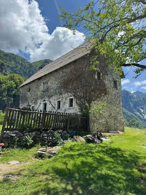 North & South Albania: A 5 Day Tour - Gjirokastër: Stone City touring with castle museum, prison, and Zekat House