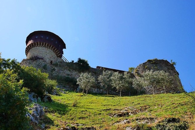 Petrele Castle tour - Key points to know before you go