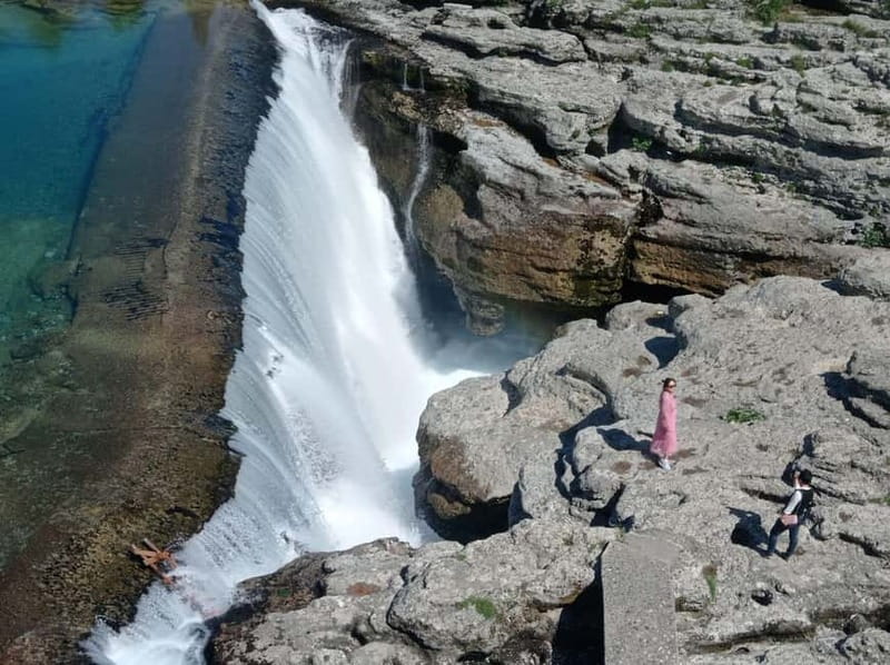 Podgorica: Albania visit, Skadar Lake and Rozafa Castle Tour - Shkodra Town Promenade: Where You’ll Actually Feel the City