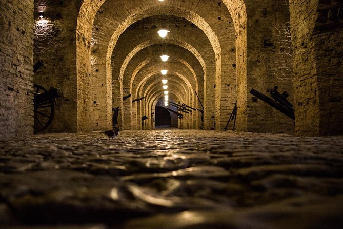 Private Day Tour of Gjirokastra from Tirana - Experience Gjirokastra: UNESCO Stone City and the details that matter