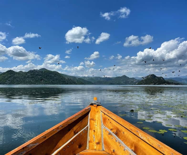 Private Skadar lake tour with guide, snacks and drinks - Snacks, drinks, and the comfort of a private 2-hour loop