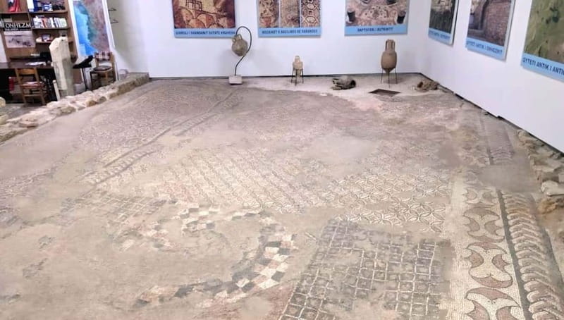 Saranda: 2.5-hour walking tour around the city - The Synagogue Complex: small remains, big context