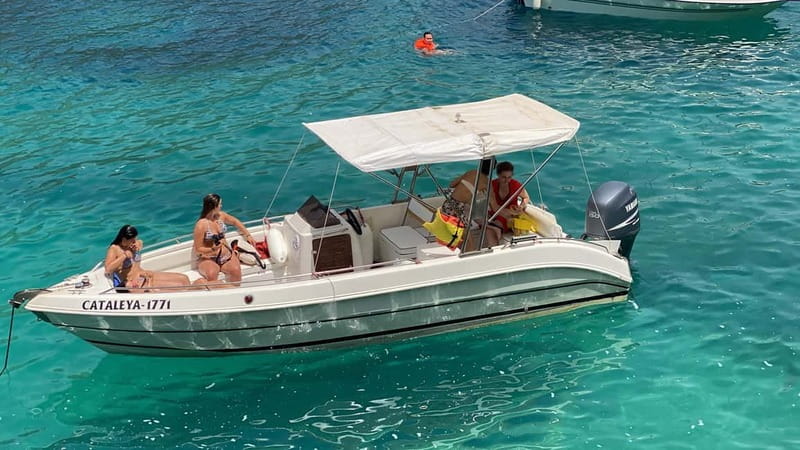 Saranda: Boat tour to 7 destinations end snorkeling - Key things to know before you go