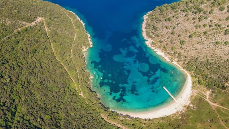 Saranda: Boat Tour to 7 Destinations with Beach Umbrella - The ride time, the schedule, and how not to feel rushed