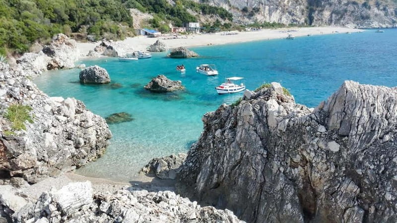 Sarandë: Boat Tour at Kroreza & Hidden Caves with Snorkeling - Beach time at Krorez: how to use your 2.5 to 3 hours well