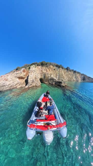 Sarandë: Boat Tour to Kroreza with Snorkel and free Umbrella - Meeting Kristal Boat Tours at Limani, and getting your essentials together