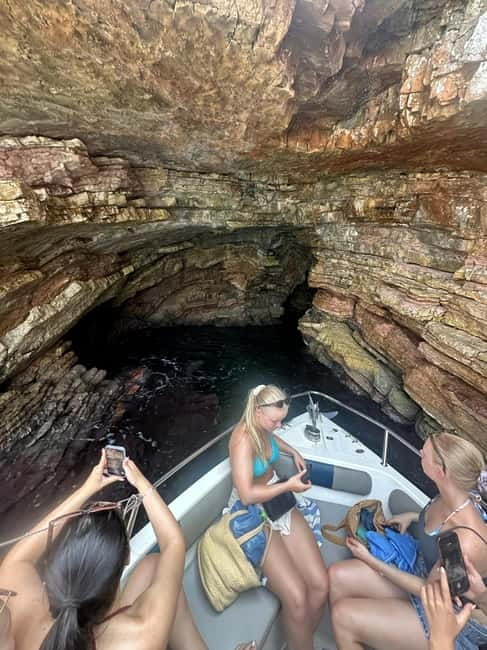 Sarandë: Ionian Coast Hidden Beaches and Caves Boat Tour - Plazhi i Ushtarit, a quick break to reset