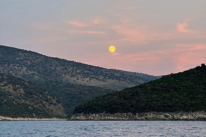 Sarandë Velvet Horizons: A Dreamlike Sunset Cruise - Price and Value for a Private Group Up to 6