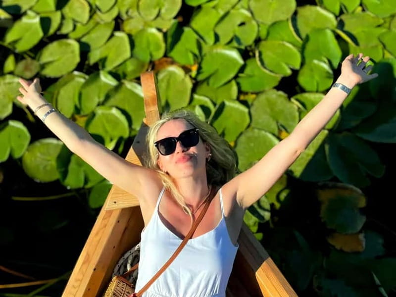 Skadar Lake National Park: Private Wooden Boat Tour & Wine - Fort Lesendro: history you can see without being stuck in a museum