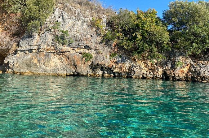 Speedboat Trip to Dafina Bay and Secret Beaches - Speedboat day basics: what the guide and included items mean for you