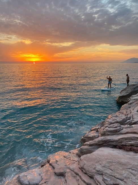 Sunset kayak/Sup tour - Lukova tiny caves and Secret beaches - Weather rules and safety reality checks