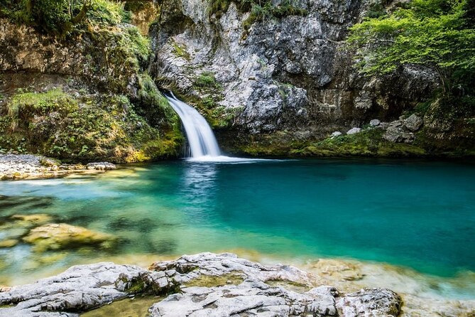 Theth Adventure: Bogë, Blue Eye & Grunas Waterfall - A long mountain day starts in Shkodër at 7:00