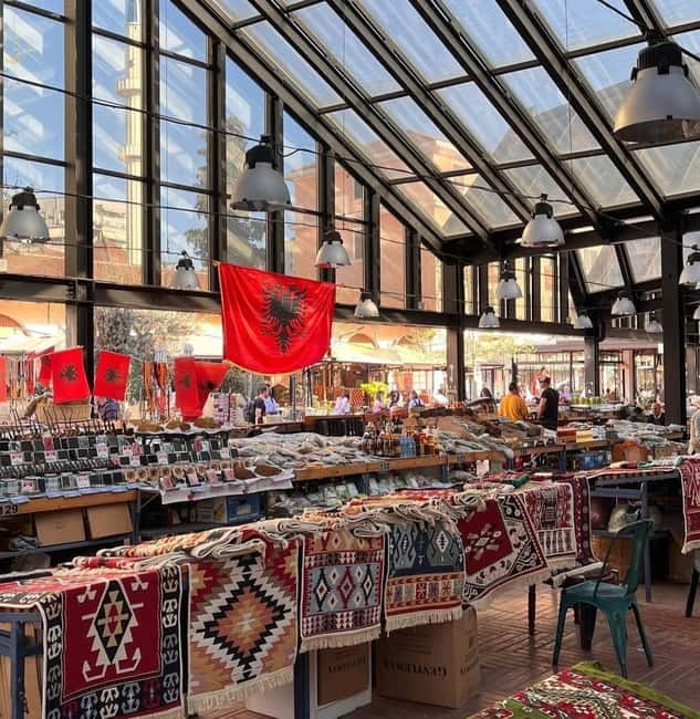 Tirana: A walk through the history of Albania. - Independence-era vibes at Bulevardi Dëshmorët e Kombit and Sheshi Nënë Tereza