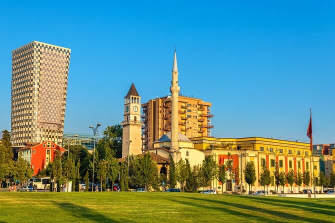 Tirana Bike Tour – Explore the City on Two Wheels - Stop 1: Pazari i Ri (New Bazaar) for Real Street Energy