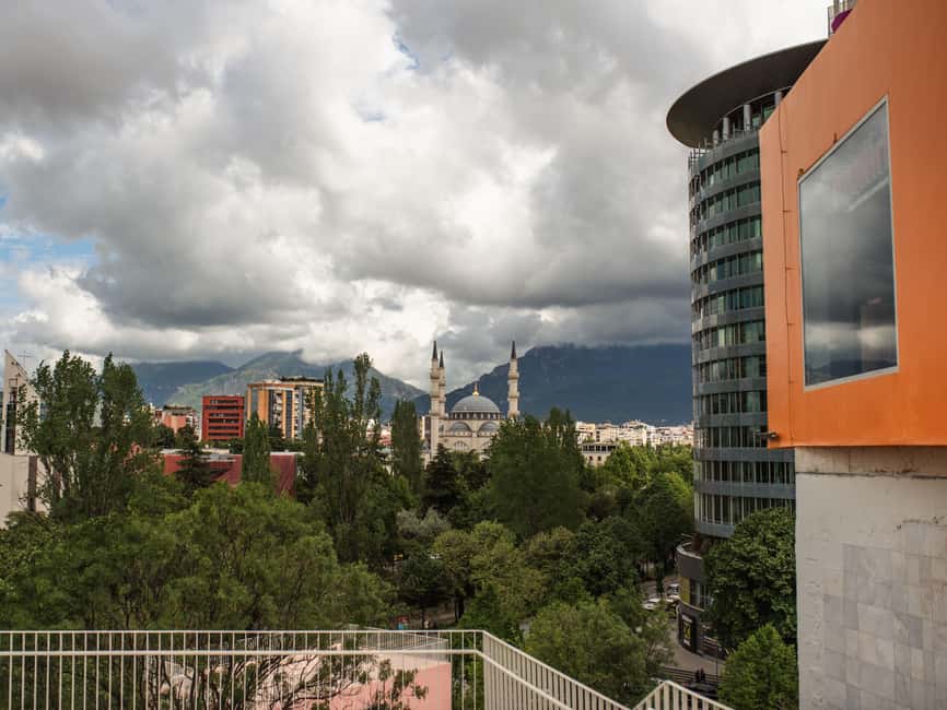 Tirana City & Food Tour - Meals Included (small group) - Blloku and Deshmoret e Kombit: architecture that tells stories